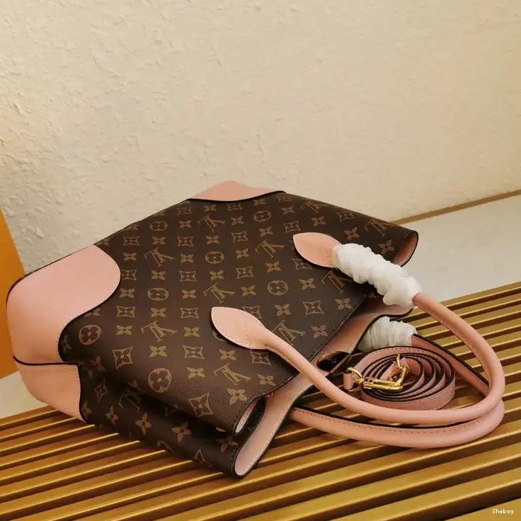 Bags 206B570011 LV 0709